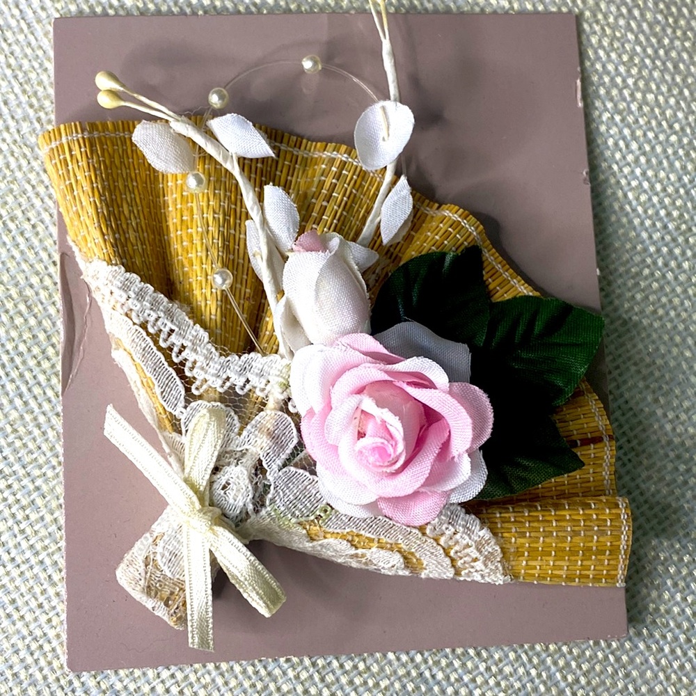 Fan Brooch